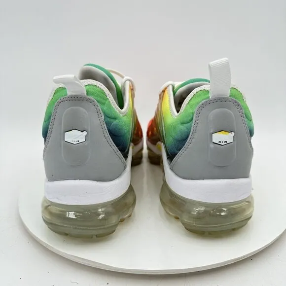 Nike Vapormax Plus  Men Size 10 924453-103 Retuned Air Rainbow Training Shoes