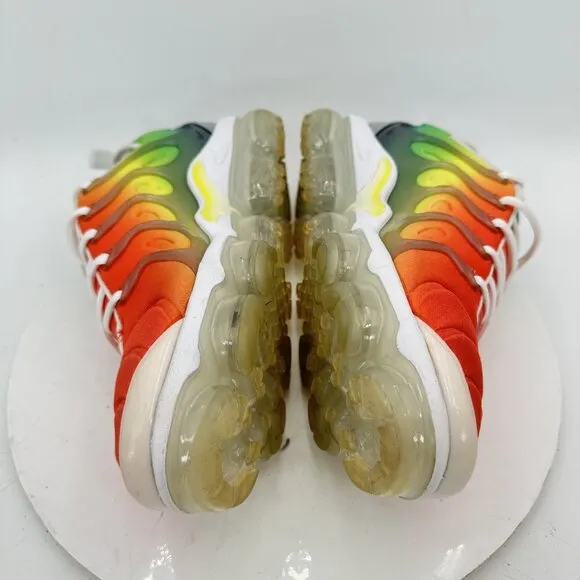 Nike Vapormax Plus  Men Size 10 924453-103 Retuned Air Rainbow Training Shoes