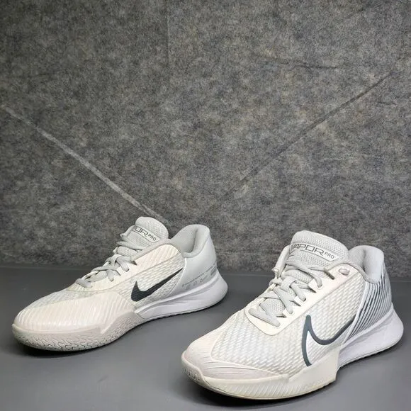 Nike Women's 9.5 Court Air Zoom Vapor‎ Pro 2 Tennis Shoes White DR6192-002