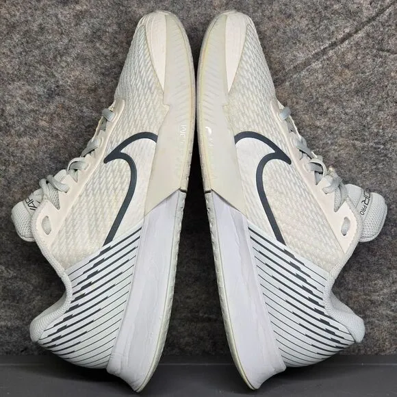 Nike Women's 9.5 Court Air Zoom Vapor‎ Pro 2 Tennis Shoes White DR6192-002