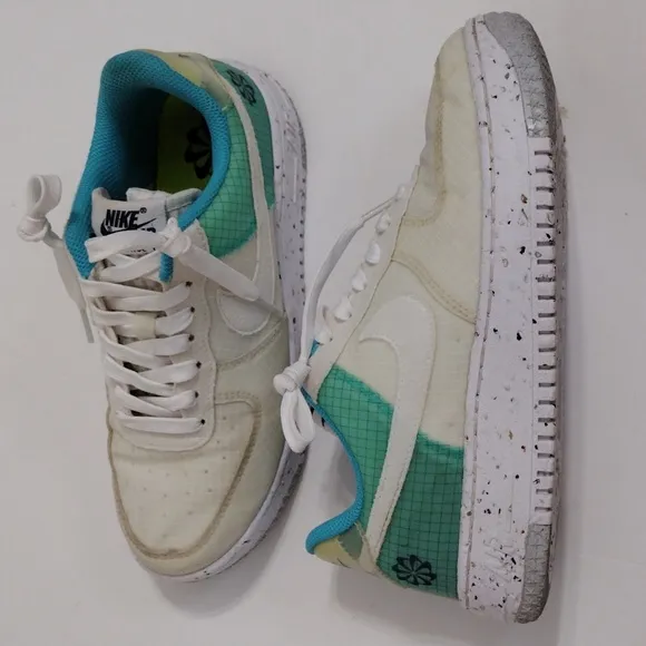 Nike Women's Air Force 1 Crater DO7692-101 Speckled Silhouette Low Top Sneakers
