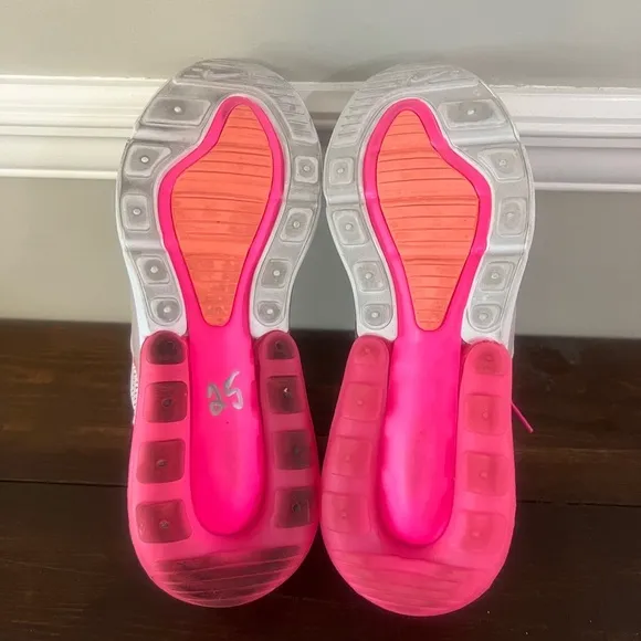 Nike Women's Air Max 270 Tennis Shoes Size 7