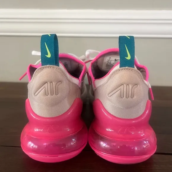 Nike Women's Air Max 270 Tennis Shoes Size 7