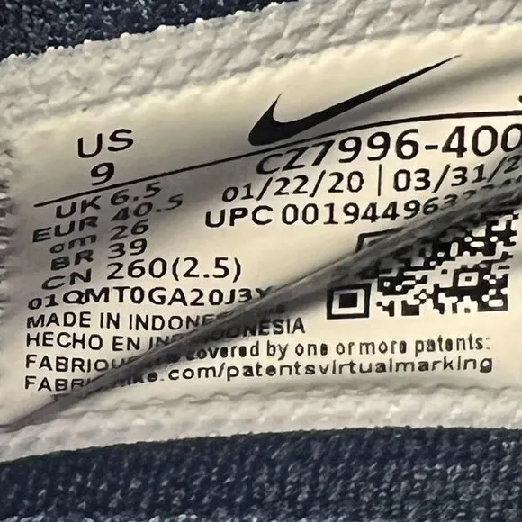 Nike Womens CZ7996-400 Navy Pink Blast Air Max Motion 2 Size 9 Running Shoes