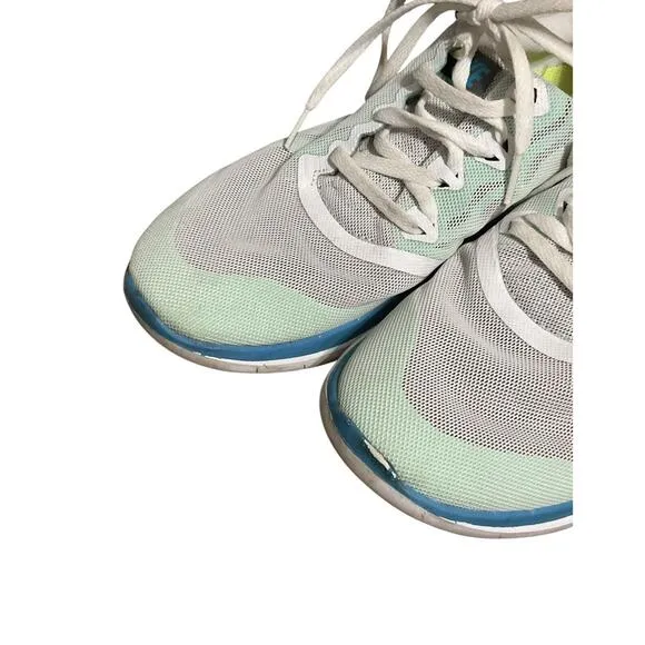 Nike Womens Free 4.0 718412-101 White &amp; Blue Running Shoes Sneakers Size 10.5