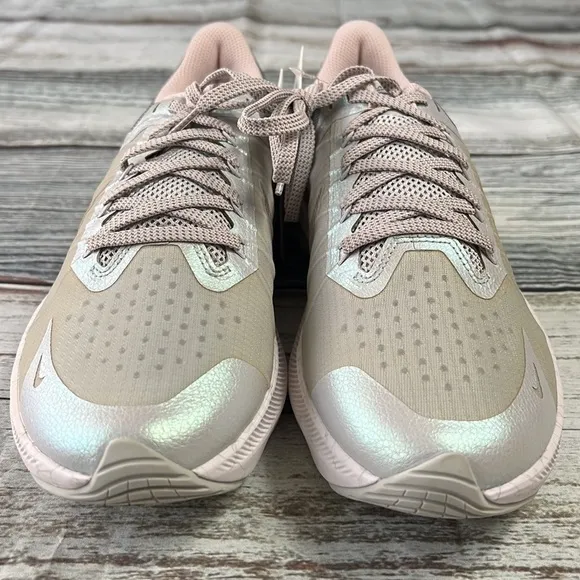 Nike Women’s Winflo 8 PRM Grey Fog/Barely Rose-Pale Coral Size 8 ( DA3056-001 )