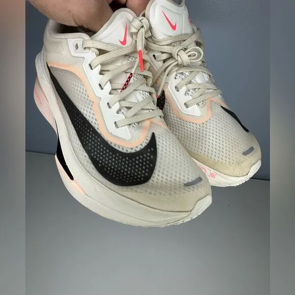 Nike Women’s Zoom Fly 6 Road Racing Shoes Sz 7.5 Pale Ivory Crimson Carbon Plate