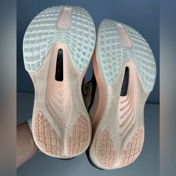 Nike Women’s Zoom Fly 6 Road Racing Shoes Sz 7.5 Pale Ivory Crimson Carbon Plate