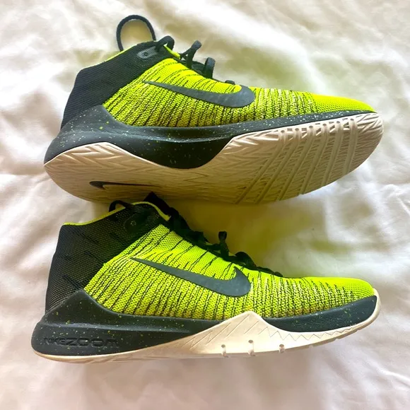 Nike Youth Ascentsion 834319 Neon Green Lace Up Low Top Basketball Sneaker