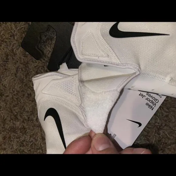 Nike Youth Vapor Jet 7.0 Football White/White/Black Gloves