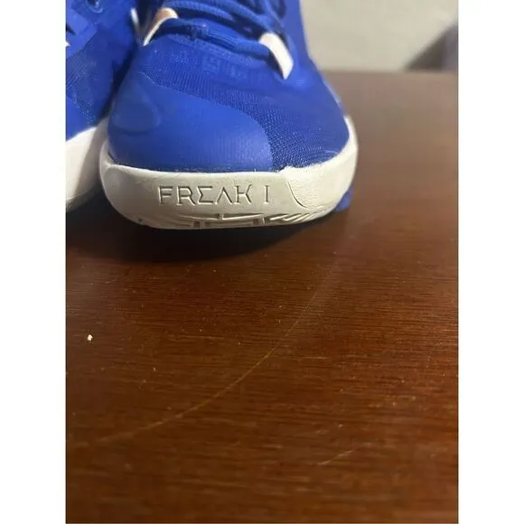 Nike Zoom Freak 1 high tops size 4.5Y