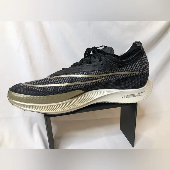 Nike ZoomX Streakfly Road Racing Shoes Black/Gold (DJ6566-001)- Size 12.5 No Box