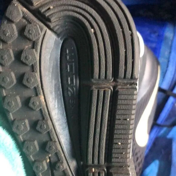 𝅺Nike zoom tennis shoes