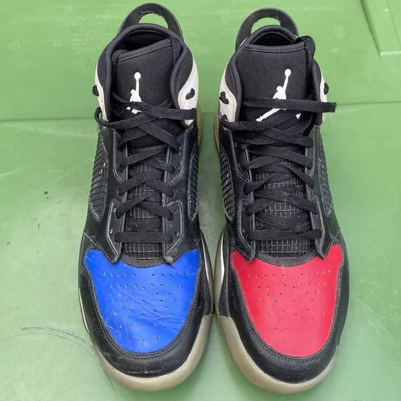 Nine Air Jordan Mars 270 Top 3 Sneakers Men’s Size 12 CD7070-001 Red Blue Black