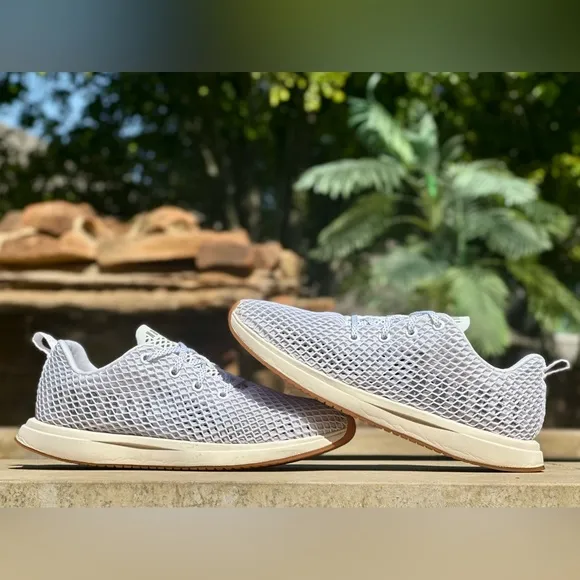 Nobull Diamond Mesh Flex Runner Sneakers in White - Size 9.5 Men’s, 11 Women’s
