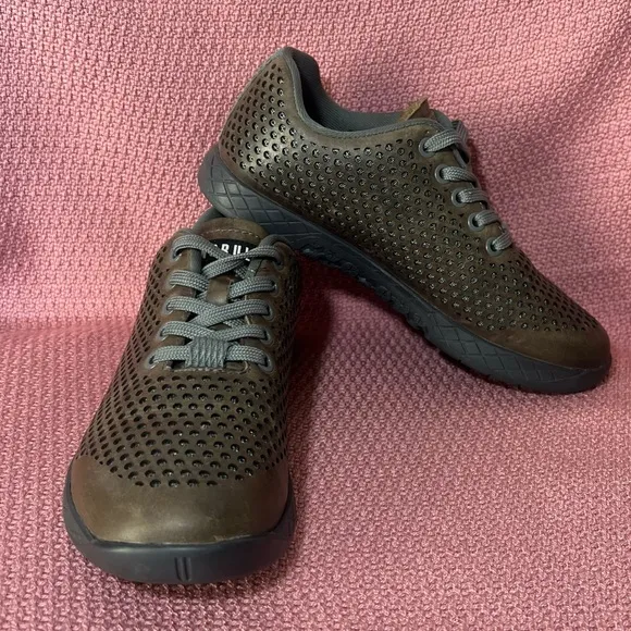 NOBULL Trainer Shoes Olive Green Leather Cross-Training Crossfit Womens Size 6.5