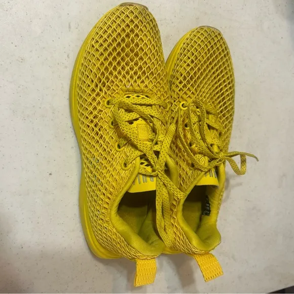 Nobull Unisex Yellow Diamond Running Shoes Trainer Gym CrossFit Size 8 W/ 6.5 M