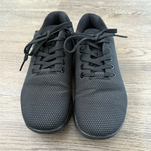 NOBULL Women’s Outwork Shoes - Size 8.5 - Triple Black - Like New