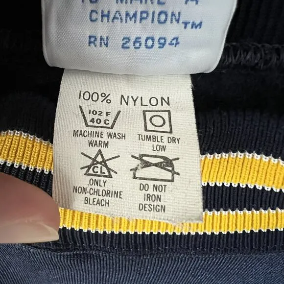 Notre Dame Fighting Irish Vintage Champion Sweatshirt Nylon Size Large