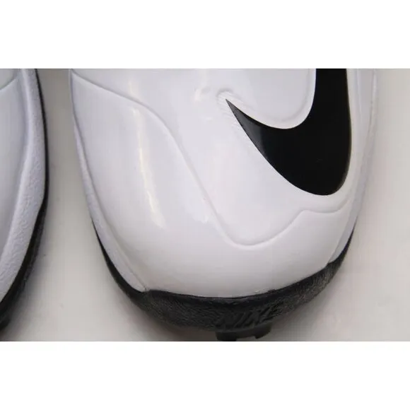 NWOB Nike Flywire Cleats Mens Sz 11.5 Sneakers Shoes