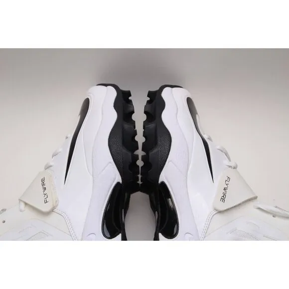 NWOB Nike Flywire Cleats Mens Sz 11.5 Sneakers Shoes
