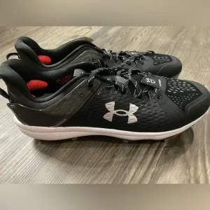 NWOB Under Armour Yard Low MT Baseball Cleats Men’s Size 16 Black Shoes