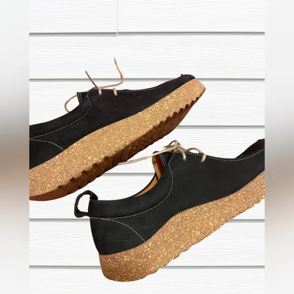 NWOB Women’s ComfortFüsse Wandell Leather Lace Up Shoes Chunky Cork Sole Outdoor