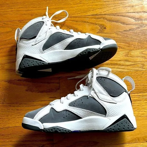 NWOT- Air Jordan 7 “Flint” HighTop Sneaker- Style #- CU9307-100-3.5 years (2021)