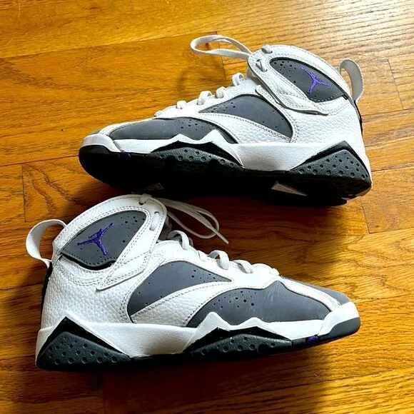 NWOT- Air Jordan 7 “Flint” HighTop Sneaker- Style #- CU9307-100-3.5 years (2021)