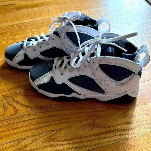NWOT- Air Jordan 7 “Flint” HighTop Sneaker- Style #- CU9307-100-3.5 years (2021)