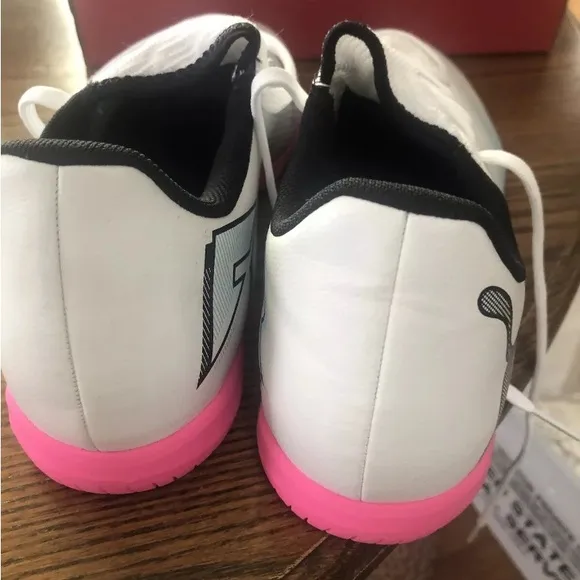 NWOT  PUMA Future 7 Pink Soles Tennis Shoes Sneakers  Size 7.5