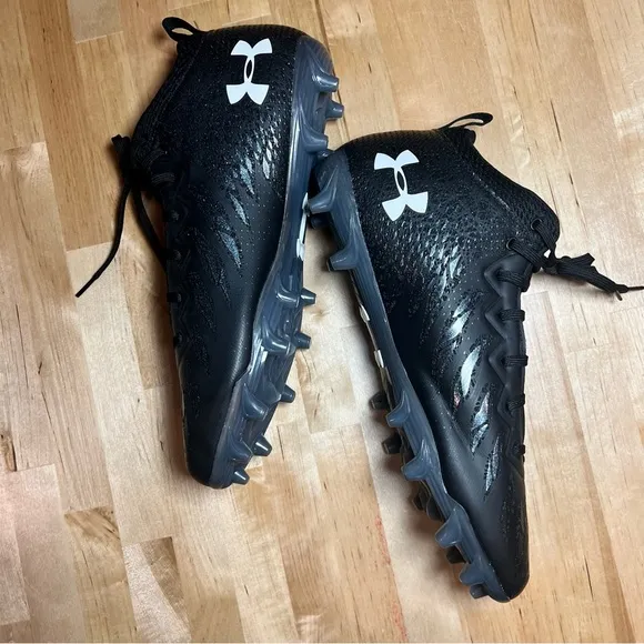 NWOT Under Armour Men’s Cleats *new without box