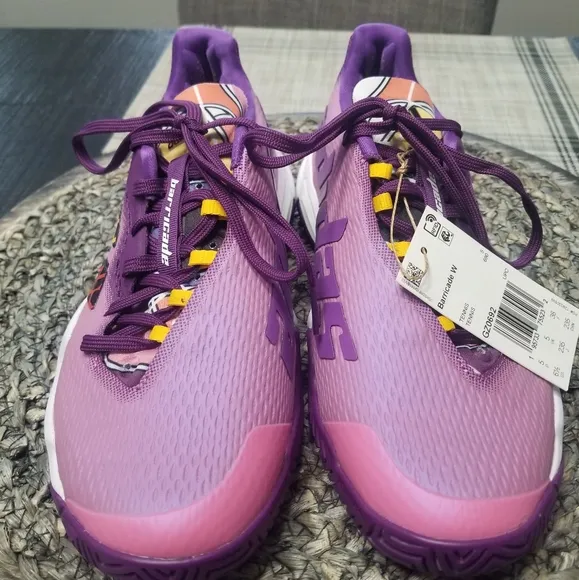 NWT Adidas Barracuda Tennis Shoes