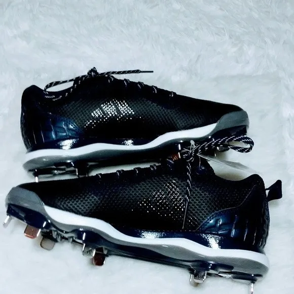 NWT Adidas PowerAlley 5 Baseball Cleats Athletic Shoes US 7