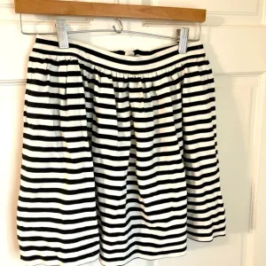 NWT Kate Spade Black &amp; White Striped Skirt Girls 14