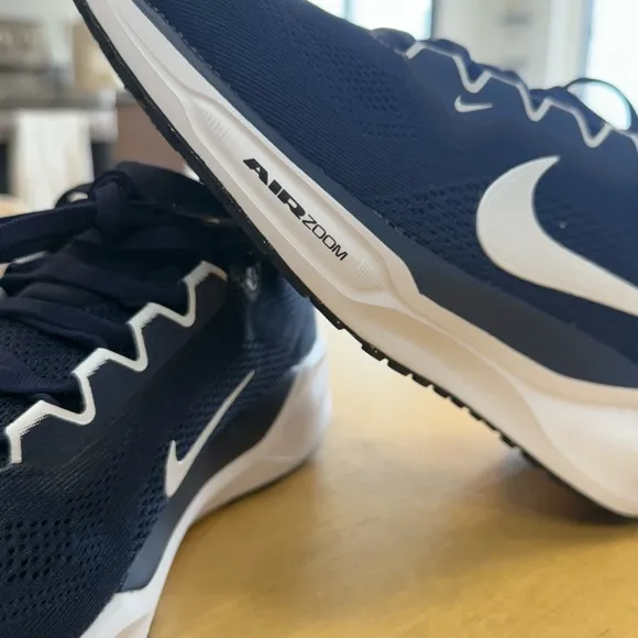 NWT Nike Pegasus 41 Men's Road Running Shoes in Navy Blue
