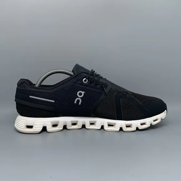 On Cloud 5 Road Running Shoes Men’s Sz 10