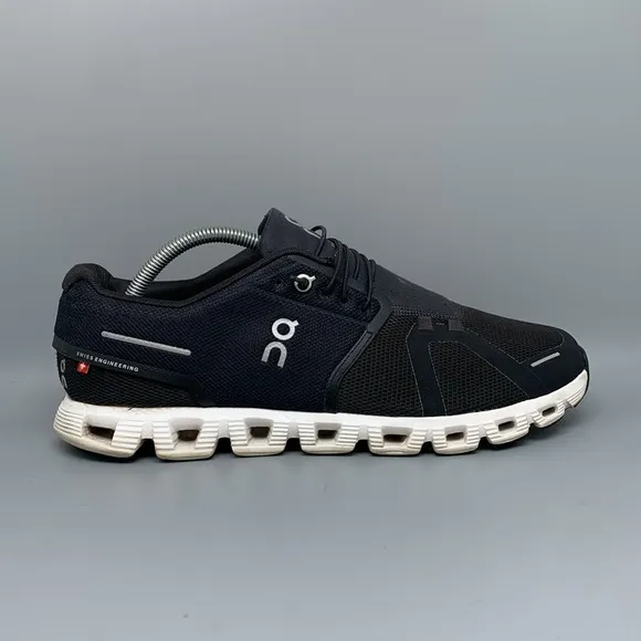 On Cloud 5 Road Running Shoes Men’s Sz 10