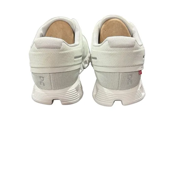On Cloud 5 Womes Shoes