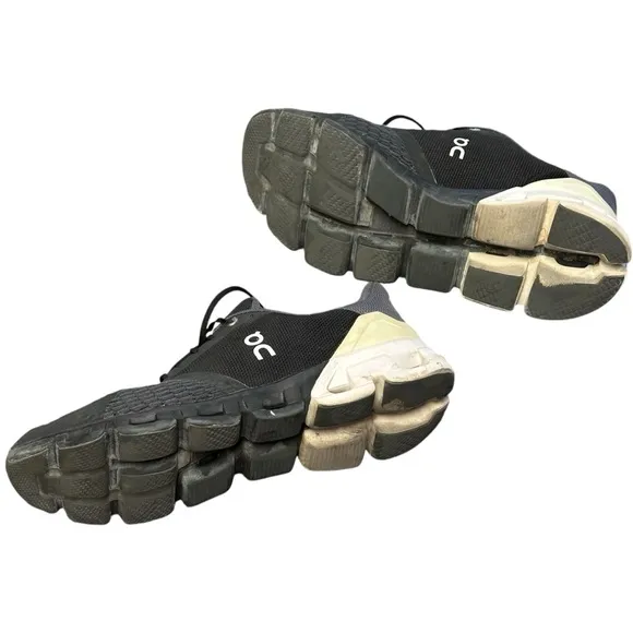 ON CLOUD Cloudflyer 4 Road-Running Shoes Men’s Size 12