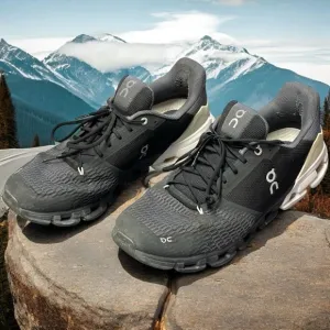 ON CLOUD Cloudflyer 4 Road-Running Shoes Men’s Size 12