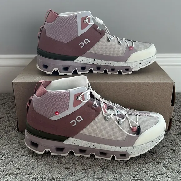 ON Cloud Cloudtrax Hiking Boots Shoes Rose Ivory Women’s Size 9.5 NEW