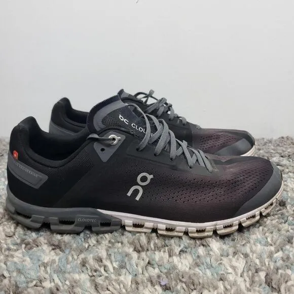 On Cloud Shoes Mens 10.5 Cloudflow Ombré Gray Running Support Training Comfort