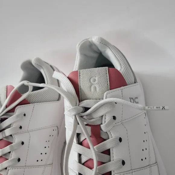 On Cloud The Roger Clubhouse Tennis Shoes Women's Size 10.5 White Rosewood Pink
