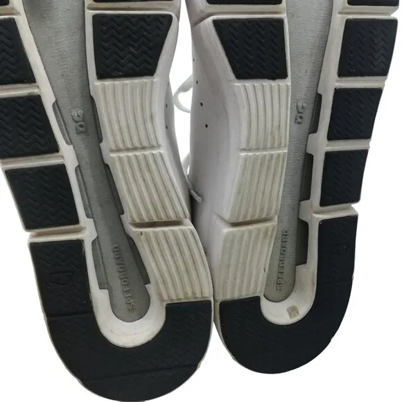 On Cloud The Roger White Low Top Tennis Shoes Sneakers Size 11.5 Flaw Gray Mens