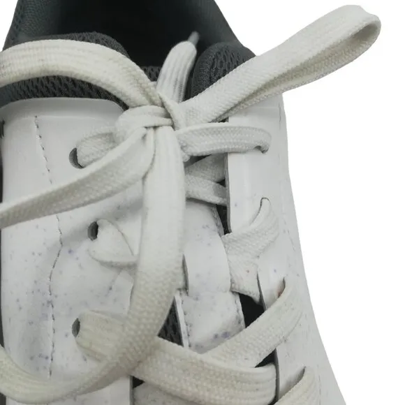 On Cloud The Roger White Low Top Tennis Shoes Sneakers Size 11.5 Flaw Gray Mens