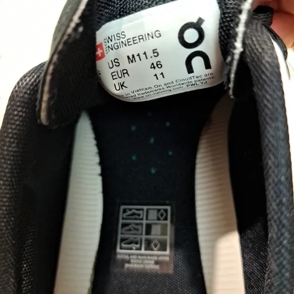 On Cloud X 2.0 White Black Cloudtec Running Shoes (40.99707) Men's Size 11.5 EUC