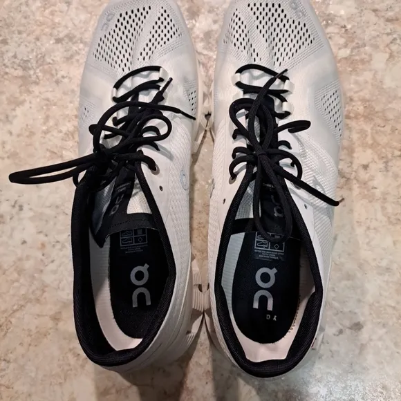 On Cloud X 2.0 White Black Cloudtec Running Shoes (40.99707) Men's Size 11.5 EUC