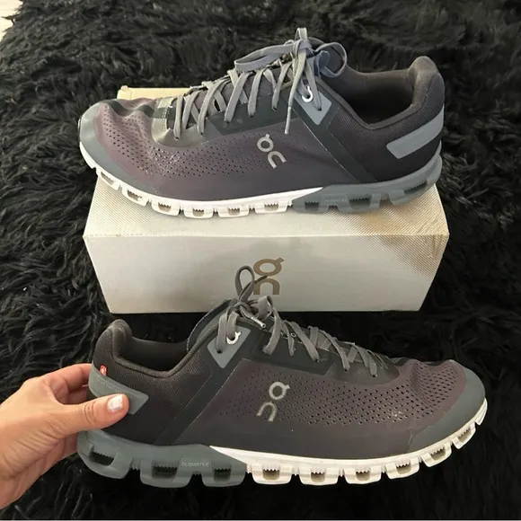 ON CLOUDFLOW athletic training running lace up shoes sneakers men’s 12