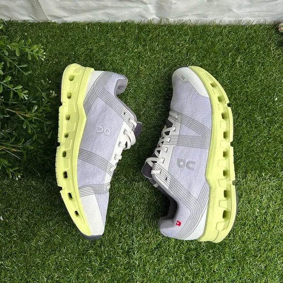 ON Cloudgo MEN  Frost | Hay size 8.5 new
